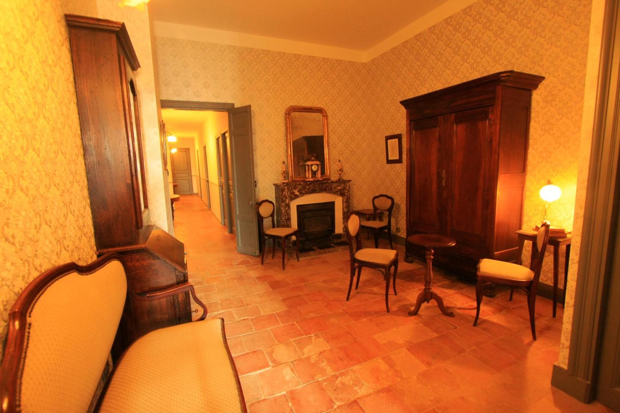 Logis Hotel - Restaurant La Marbrerie Caunes-Minervois Dış mekan fotoğraf