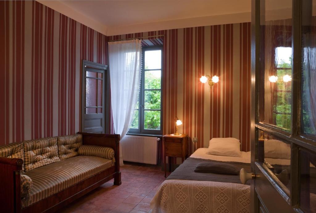 Logis Hotel - Restaurant La Marbrerie Caunes-Minervois Oda fotoğraf